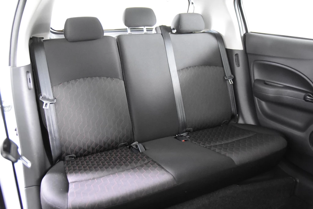 Hoofdafbeelding Mitsubishi Space Star