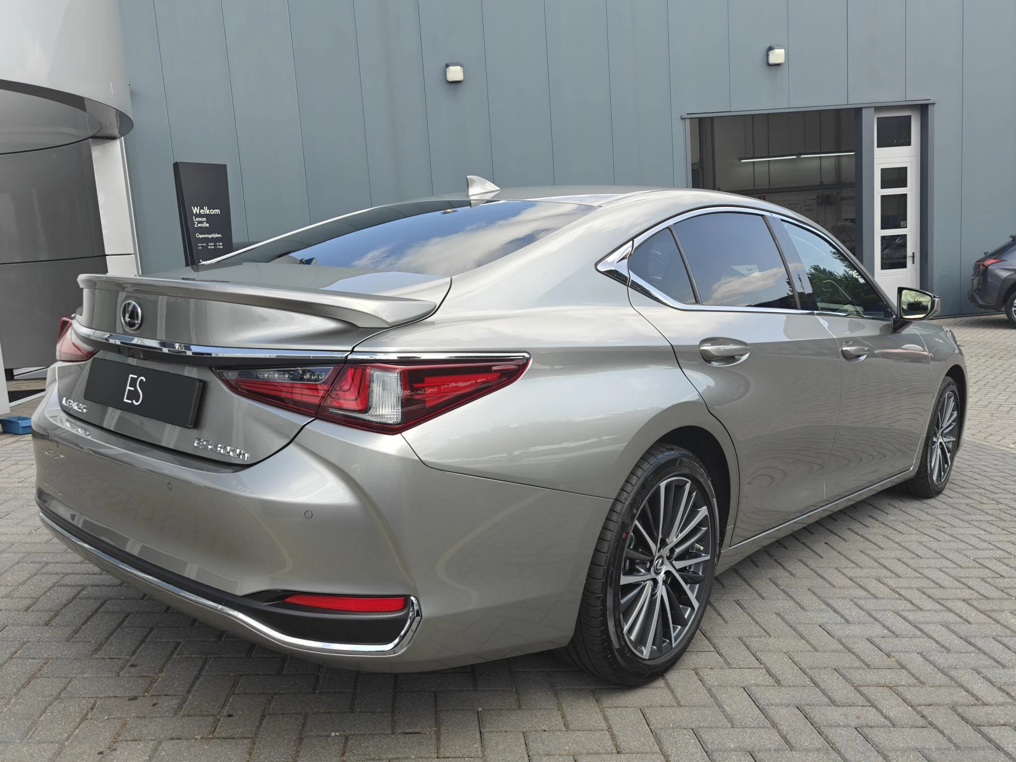 Hoofdafbeelding Lexus ES