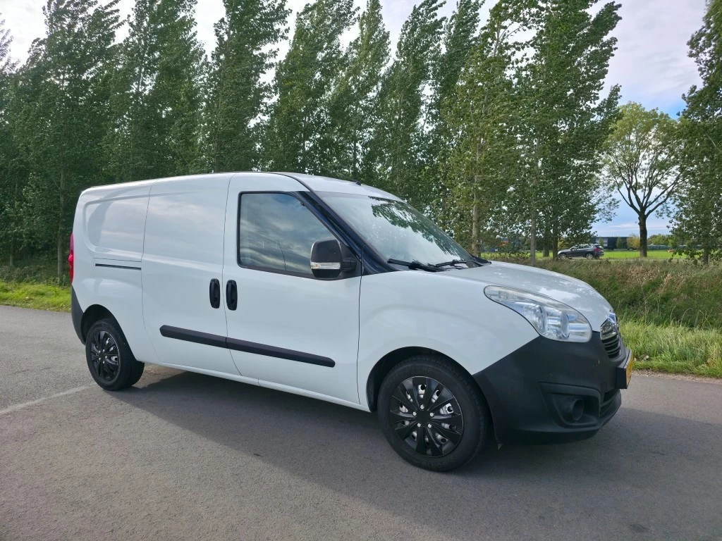 Hoofdafbeelding Opel Combo