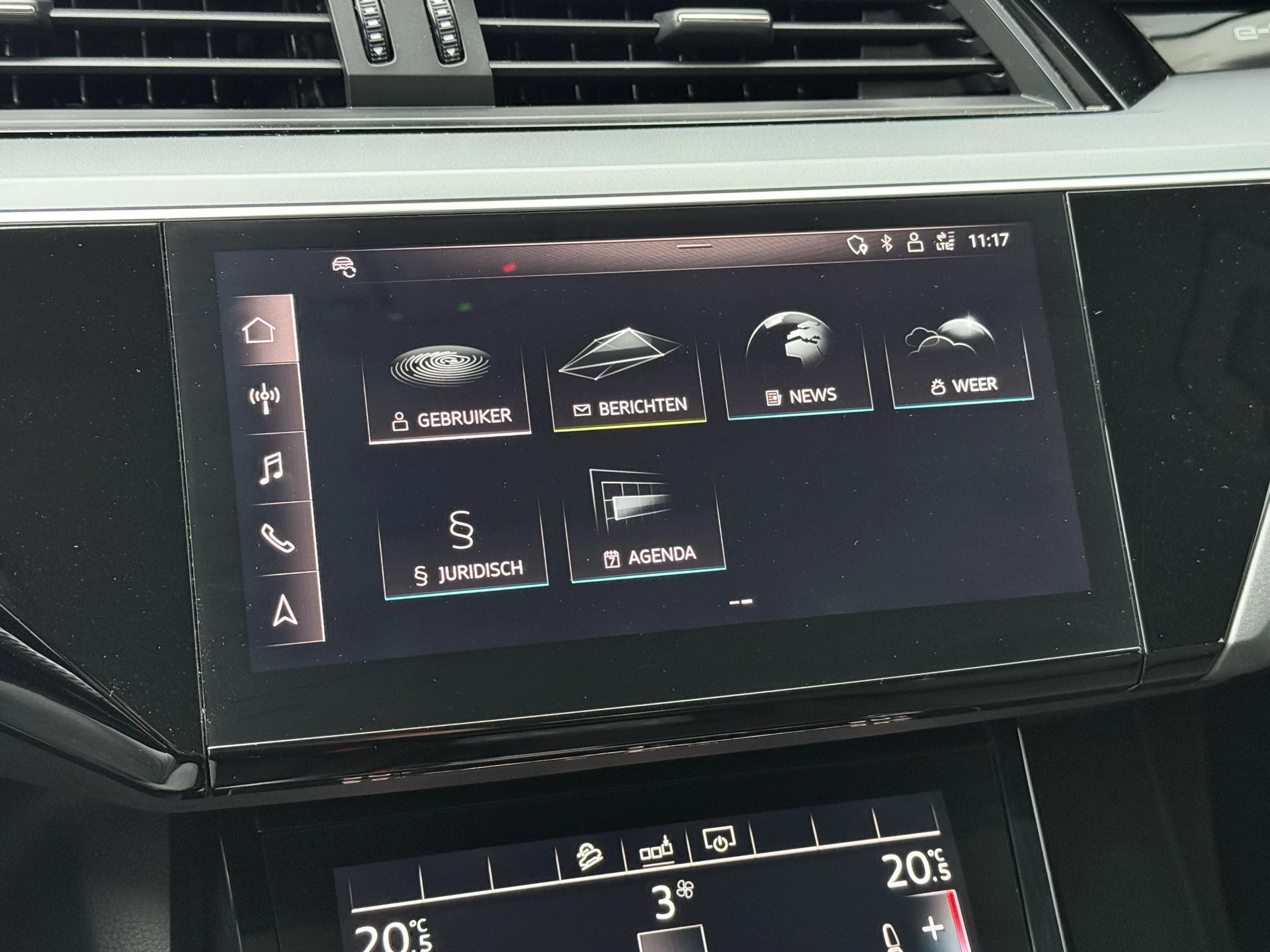 Hoofdafbeelding Audi e-tron