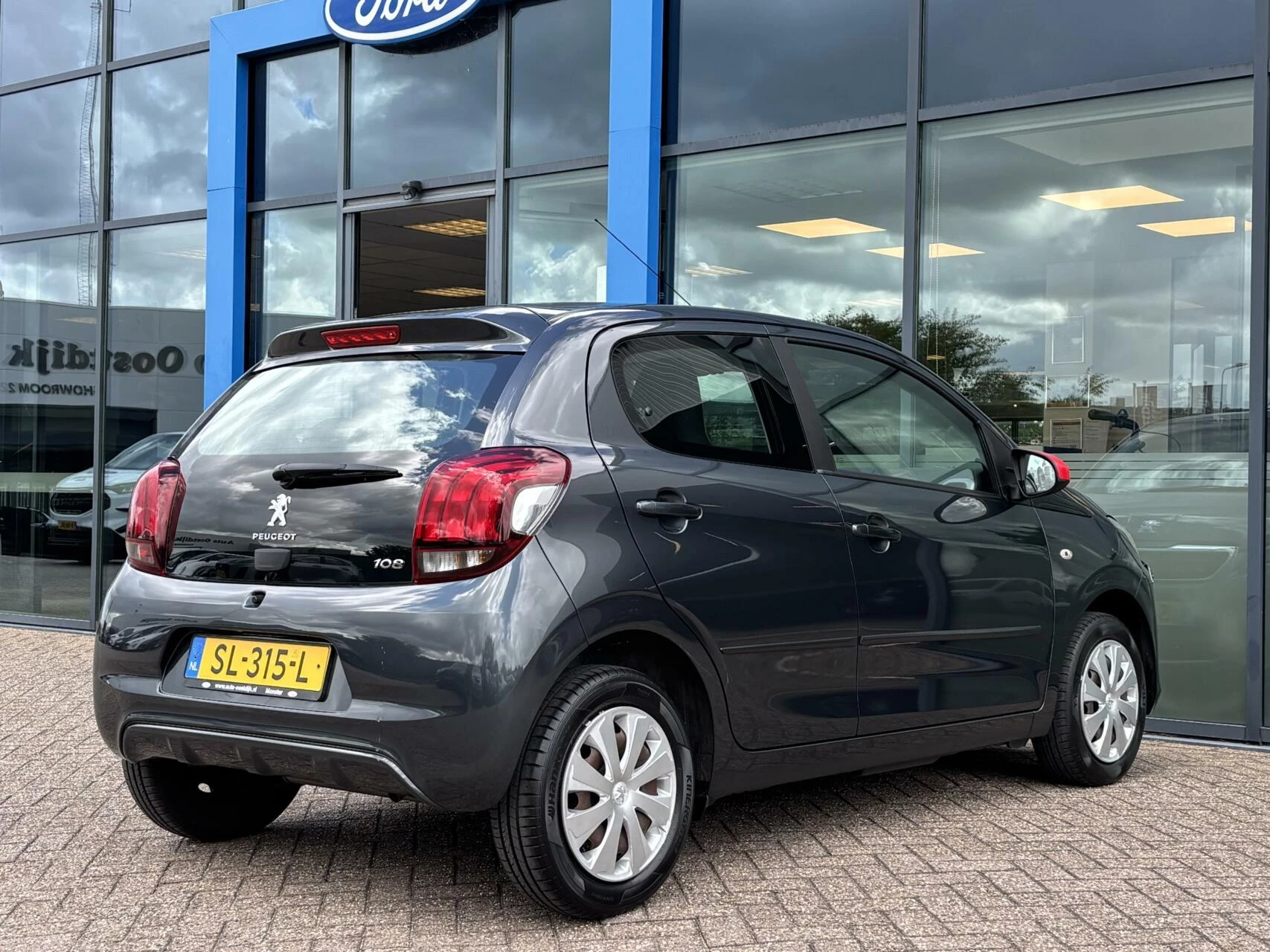 Hoofdafbeelding Peugeot 108