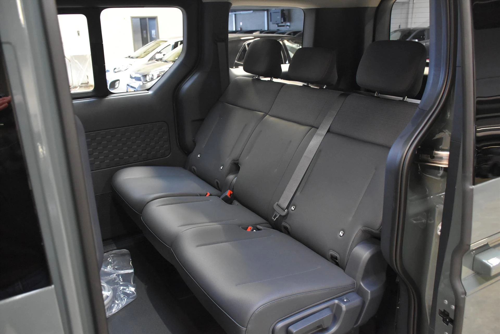 Hoofdafbeelding Kia Pv5 Passenger