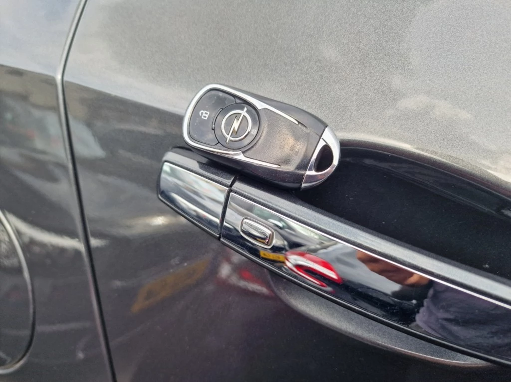 Hoofdafbeelding Opel Mokka X