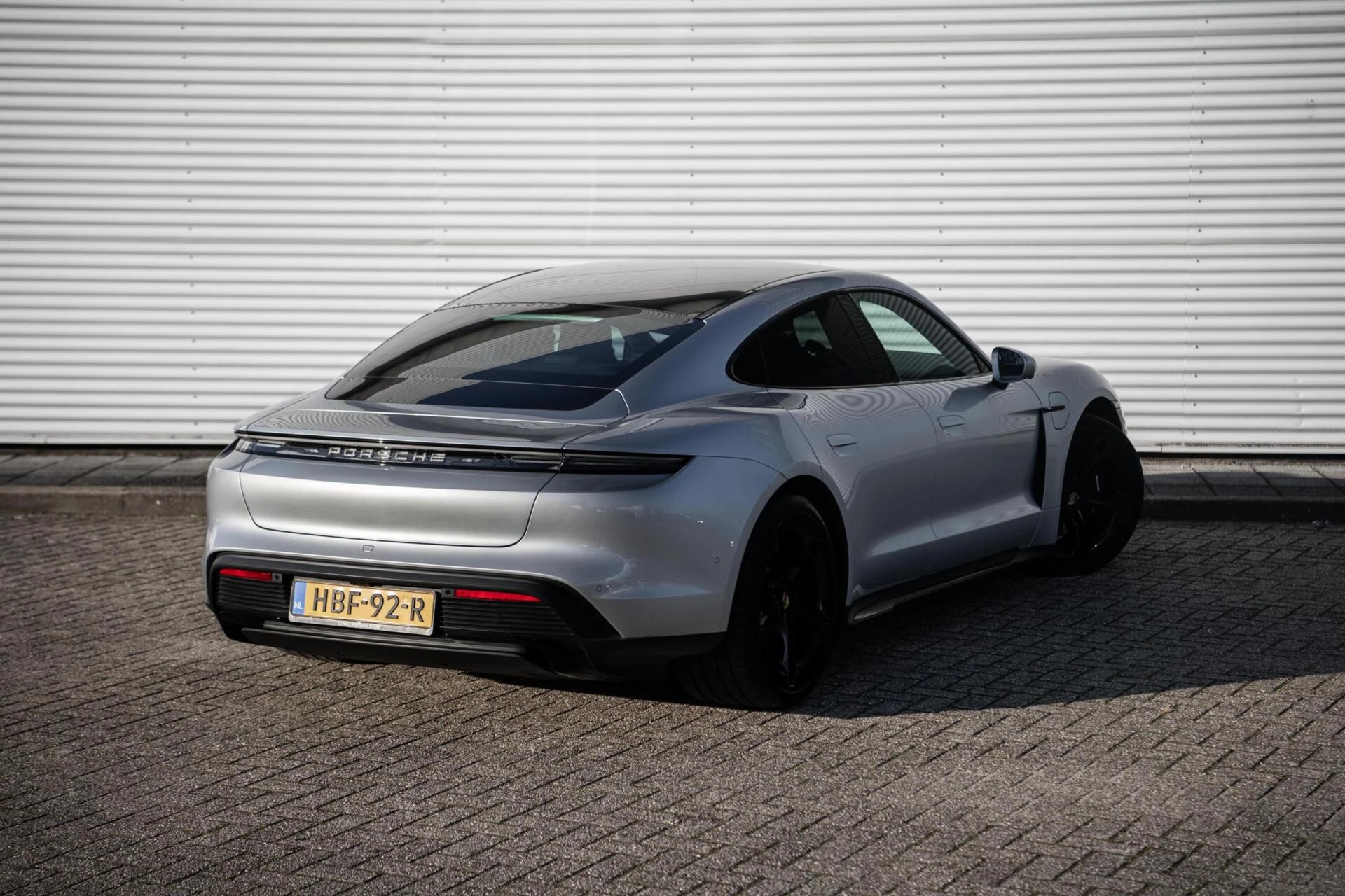 Hoofdafbeelding Porsche Taycan