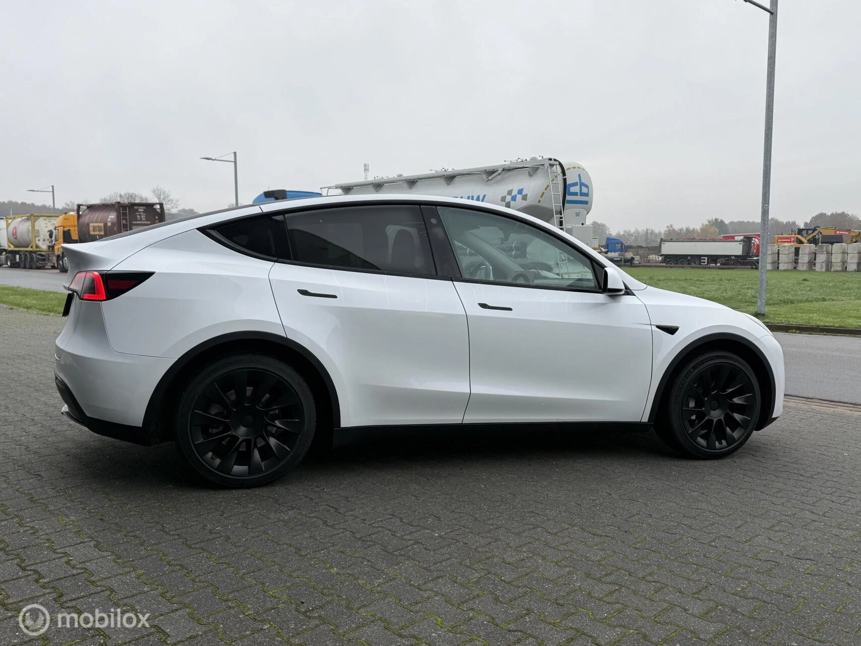 Hoofdafbeelding Tesla Model Y