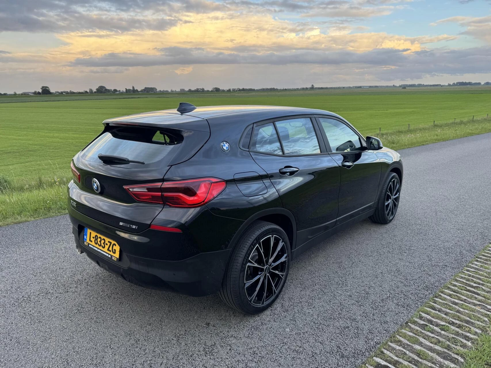 Hoofdafbeelding BMW X2