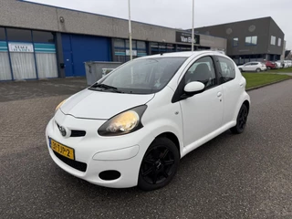 Toyota Aygo 1.0 5-DRS 2012 Airco/Navigatie Vol opties
