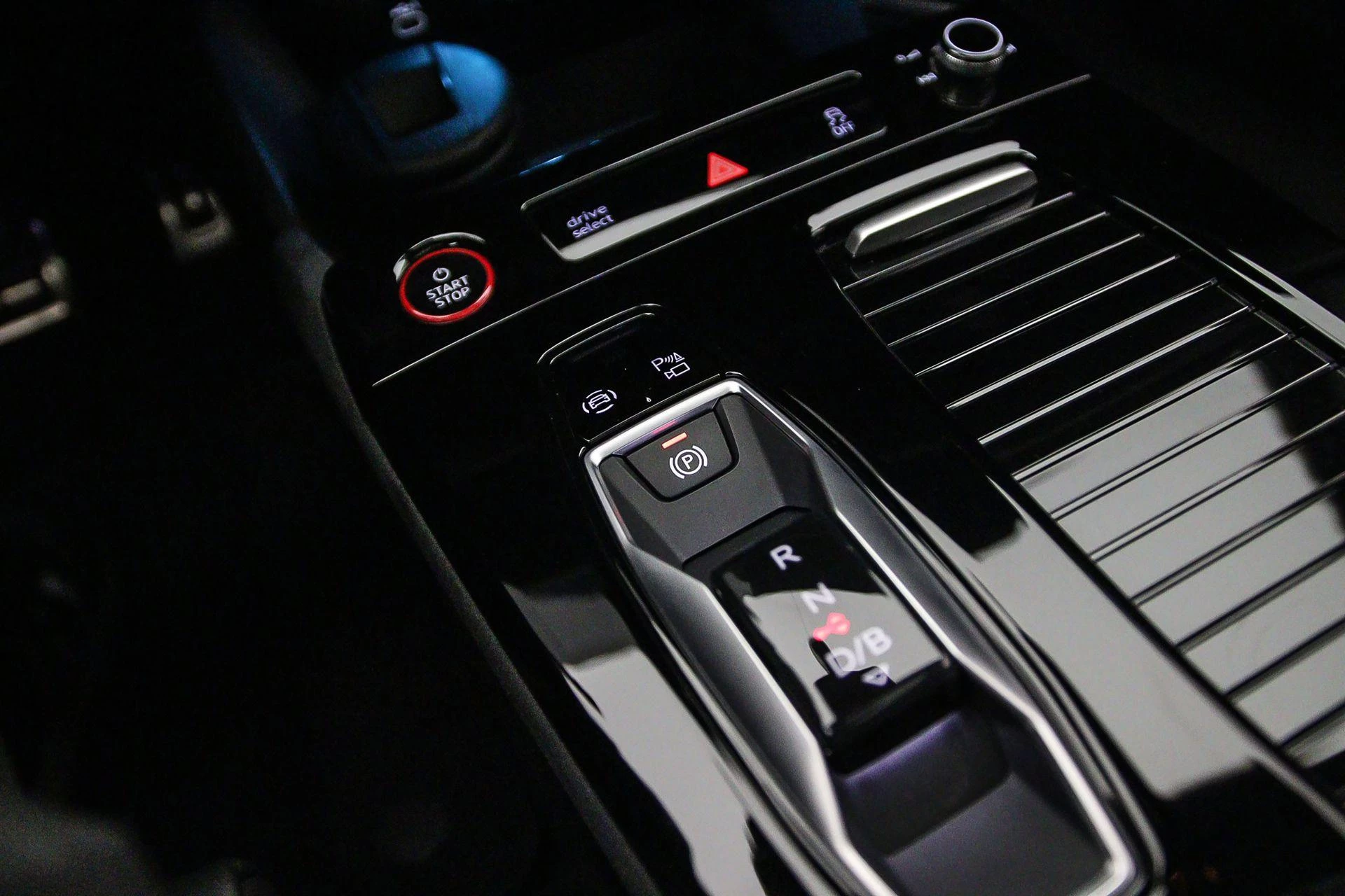 Hoofdafbeelding Audi Q6 e-tron
