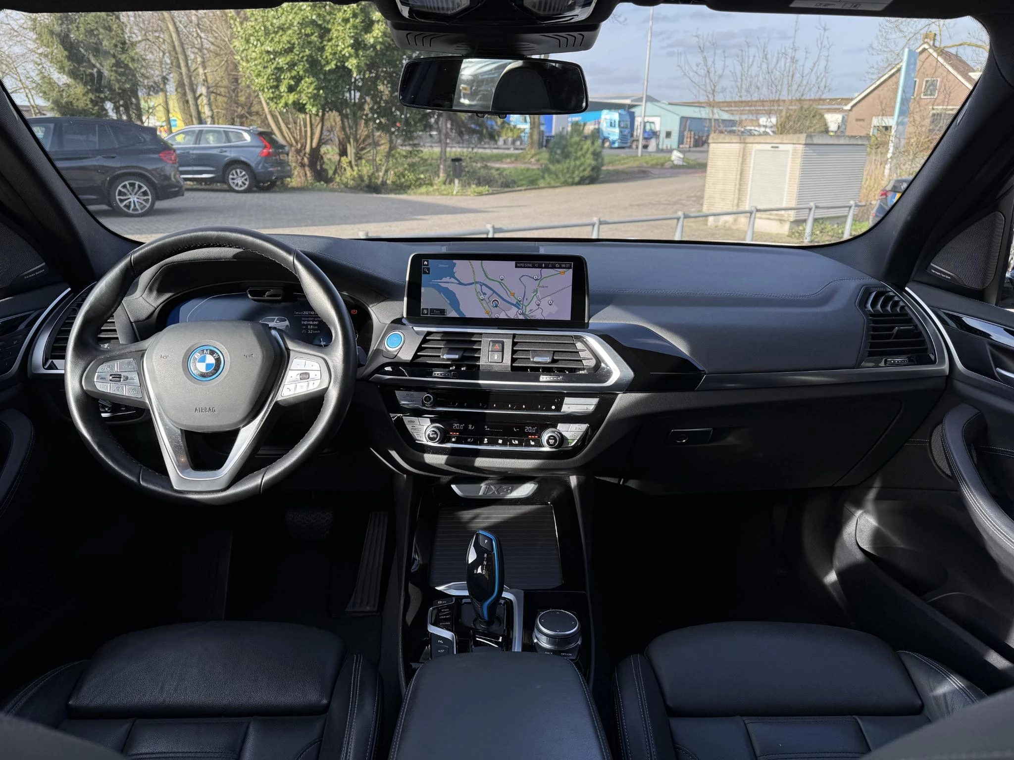 Hoofdafbeelding BMW iX3