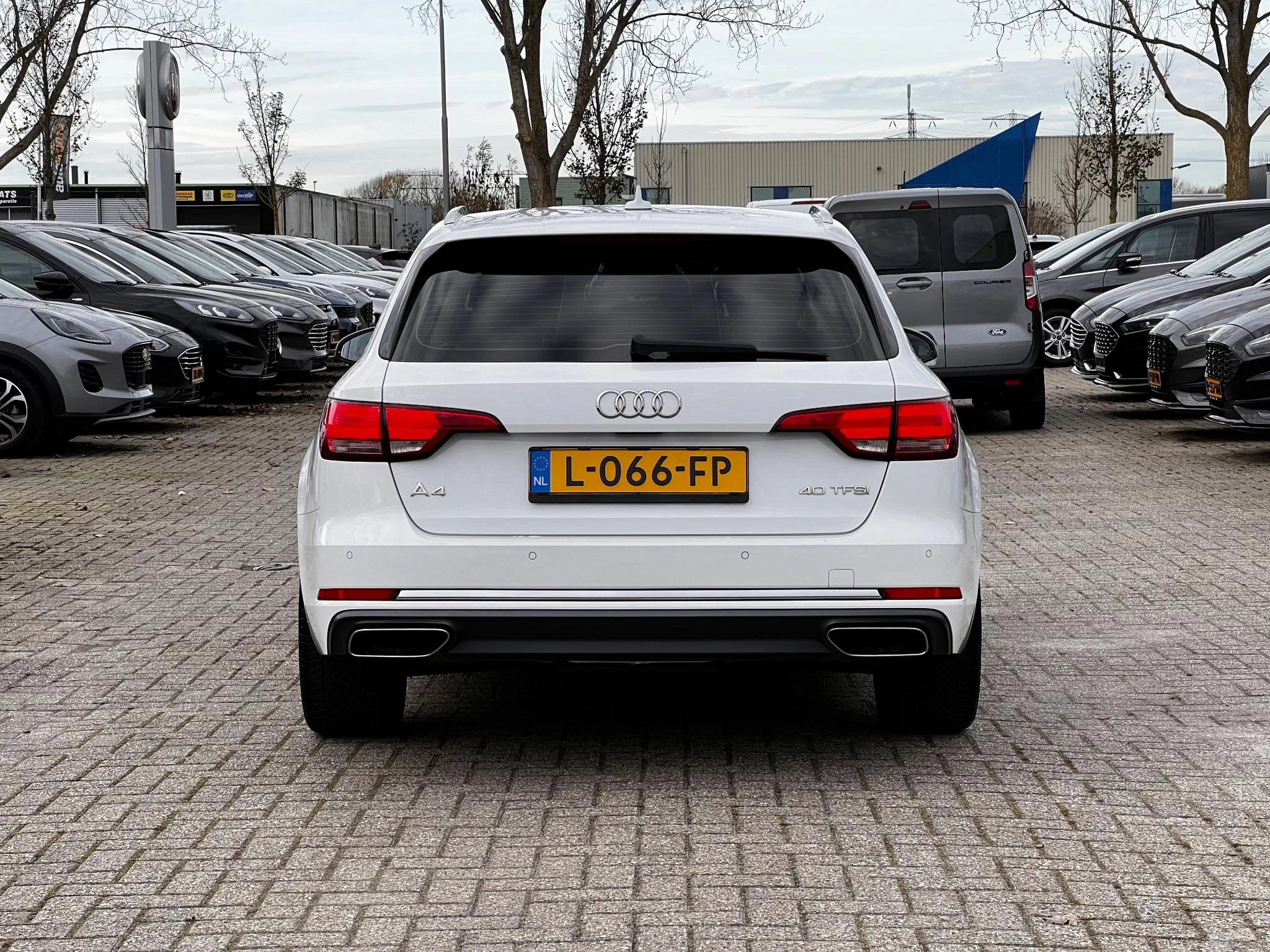 Hoofdafbeelding Audi A4