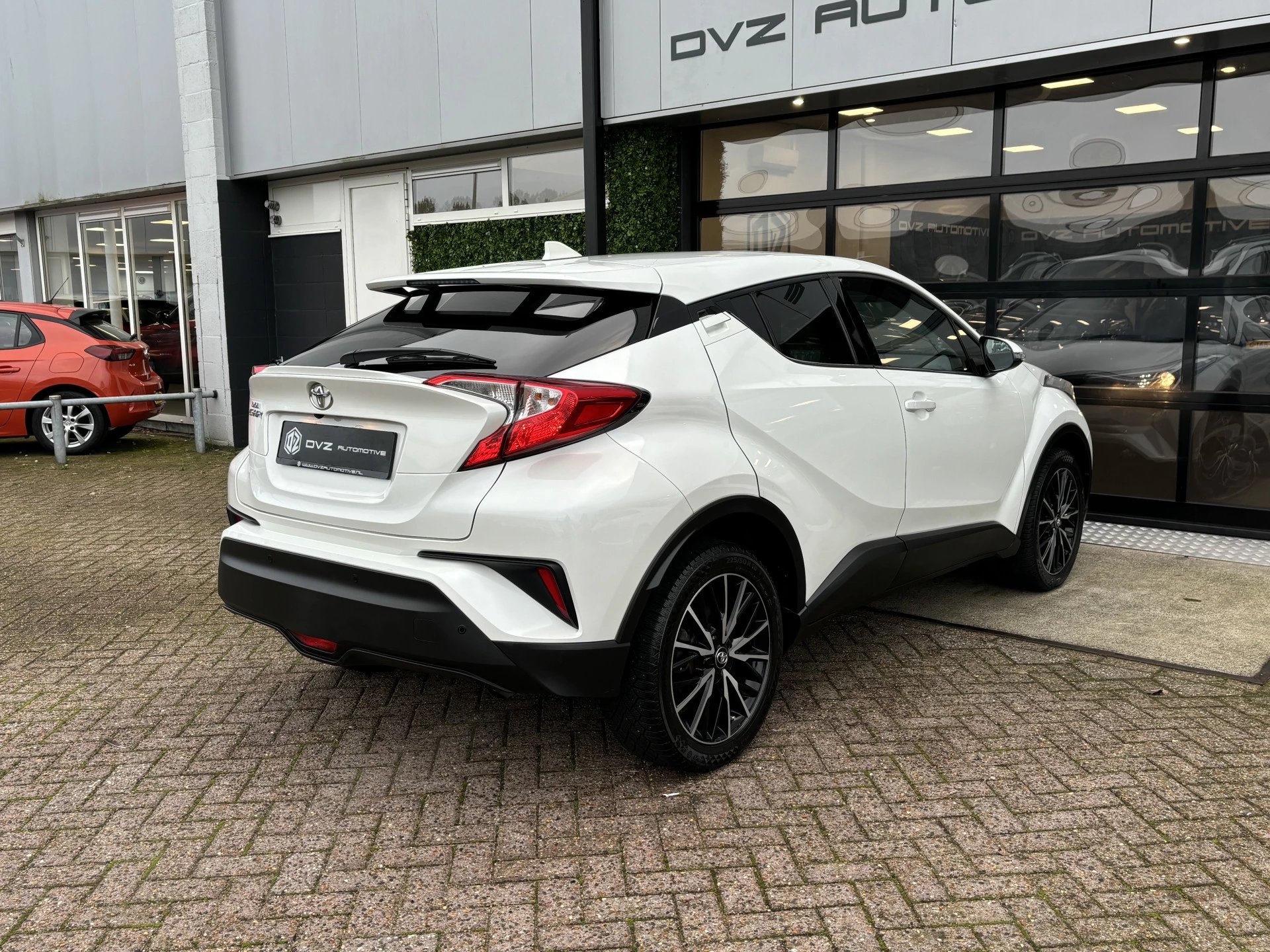 Hoofdafbeelding Toyota C-HR