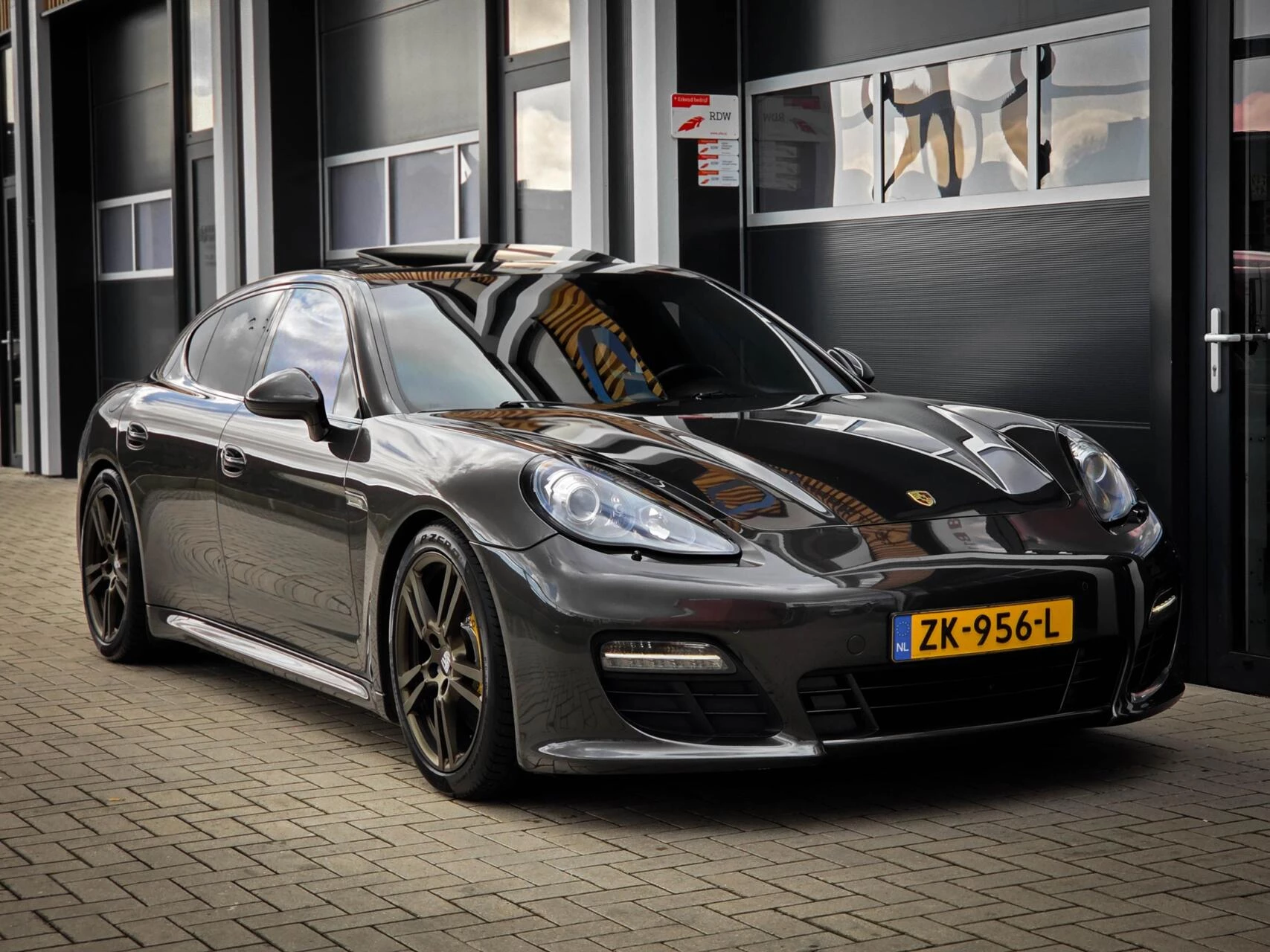 Hoofdafbeelding Porsche Panamera