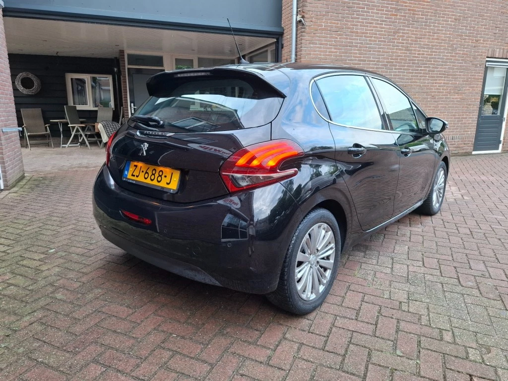 Hoofdafbeelding Peugeot 208