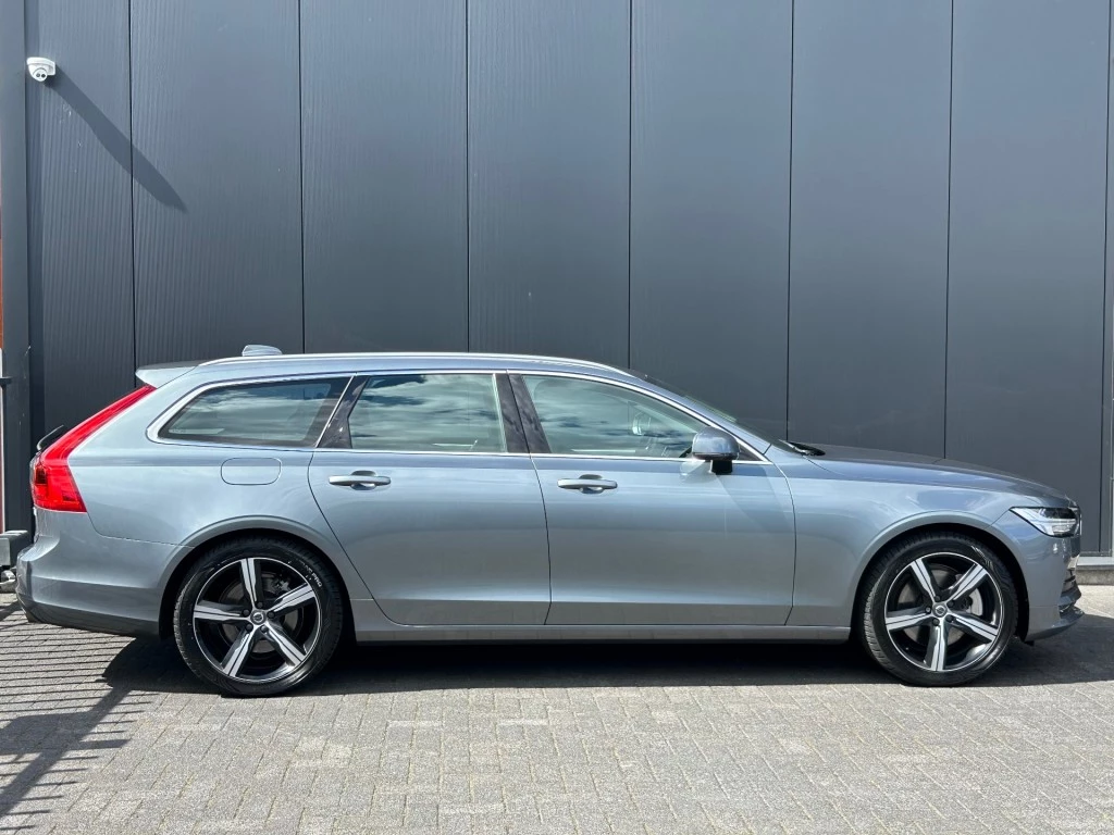 Hoofdafbeelding Volvo V90