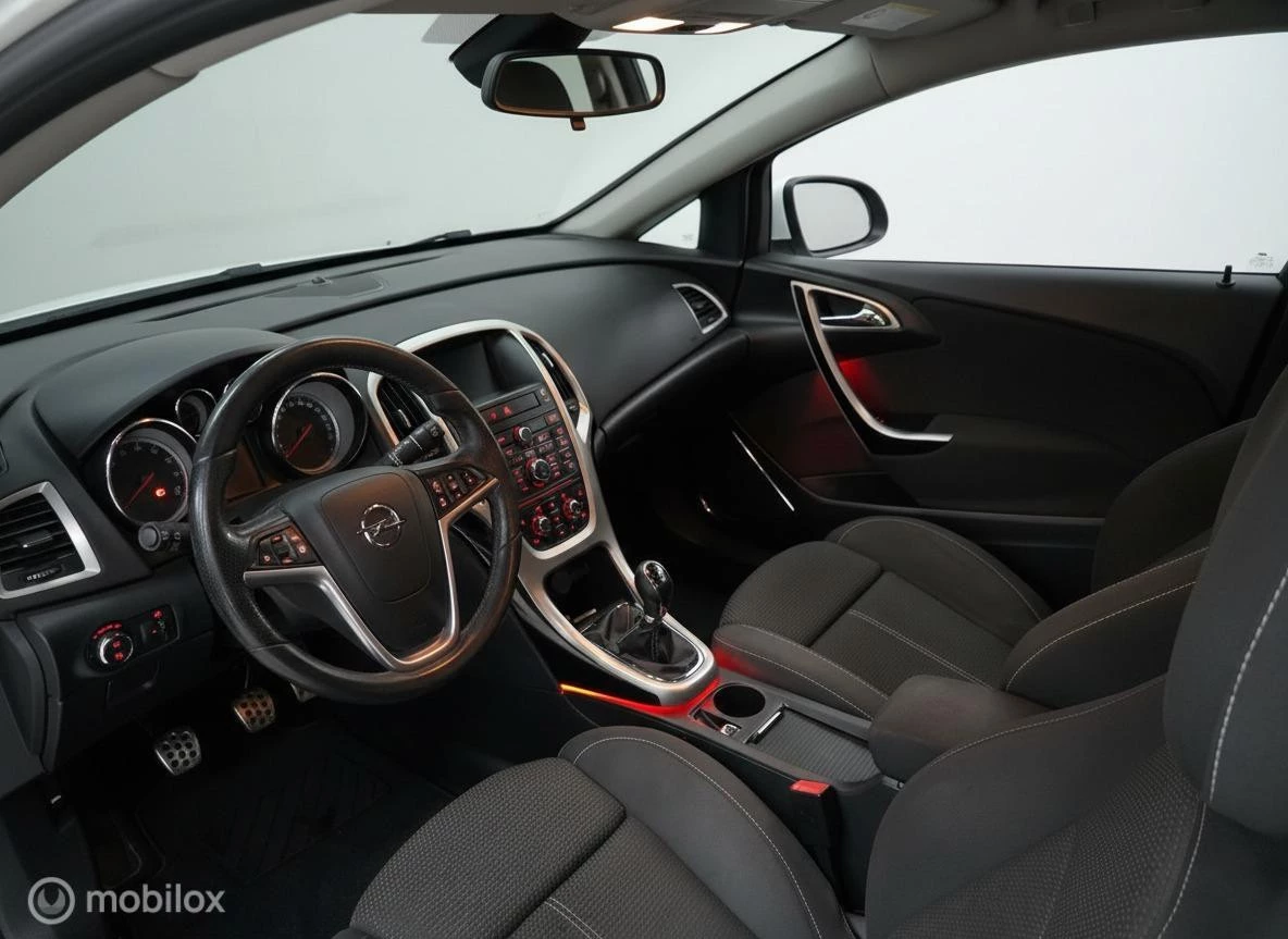 Hoofdafbeelding Opel Astra