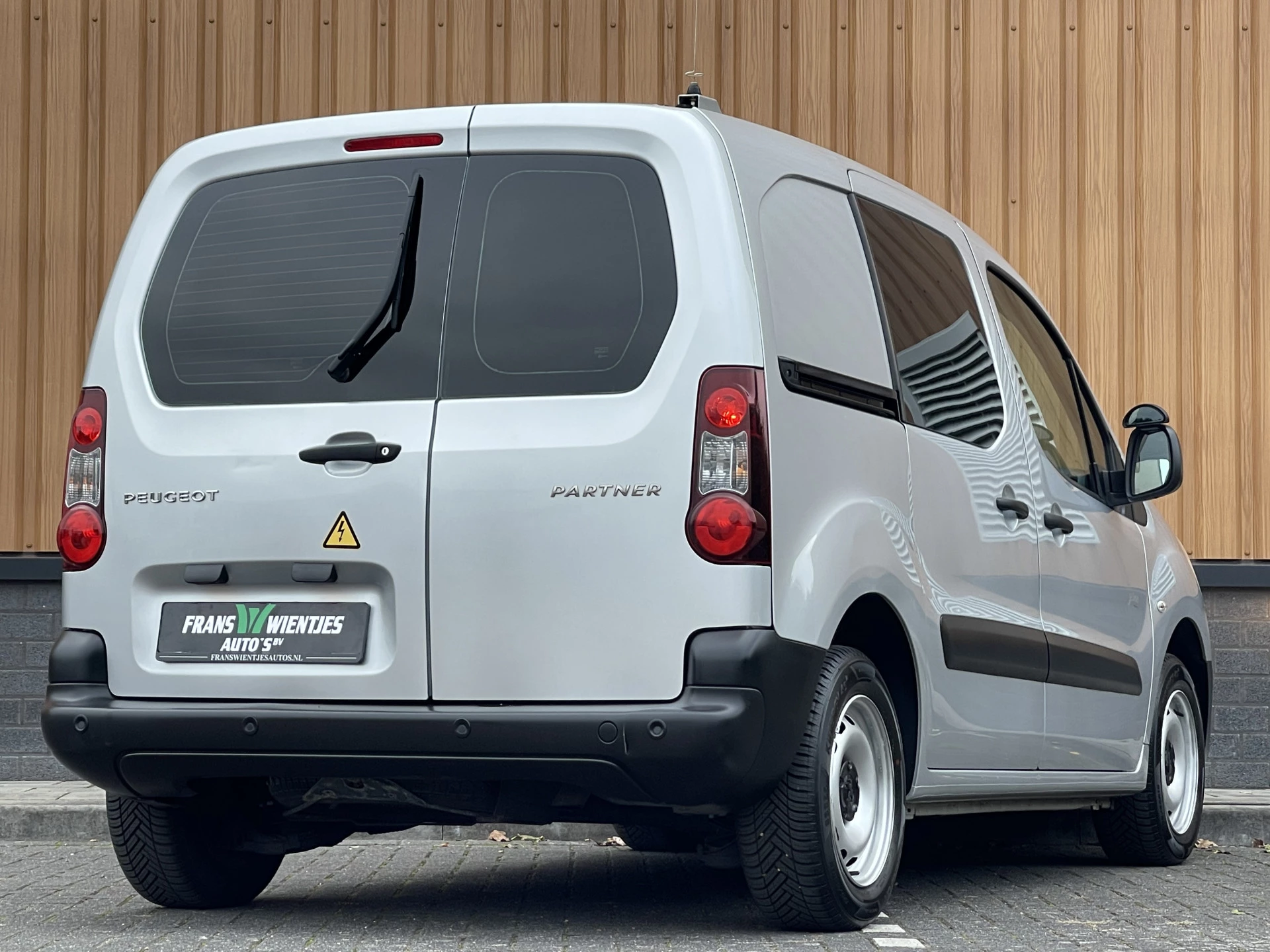 Hoofdafbeelding Peugeot Partner