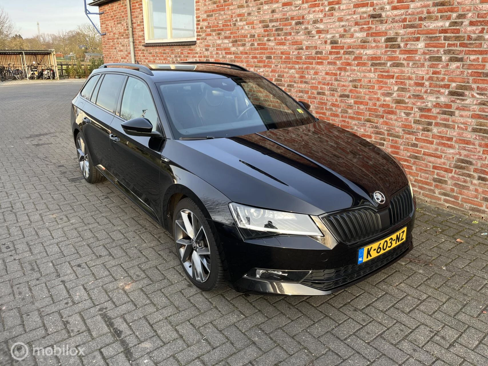 Hoofdafbeelding Škoda Superb