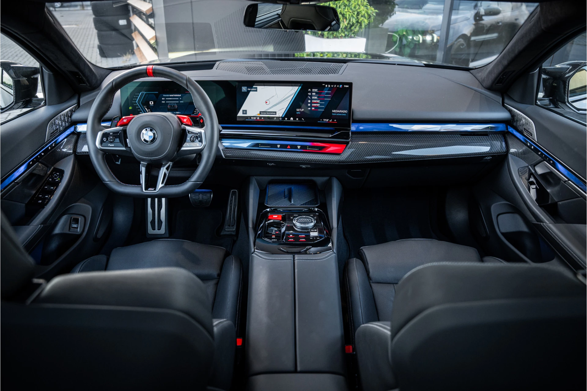 Hoofdafbeelding BMW M5