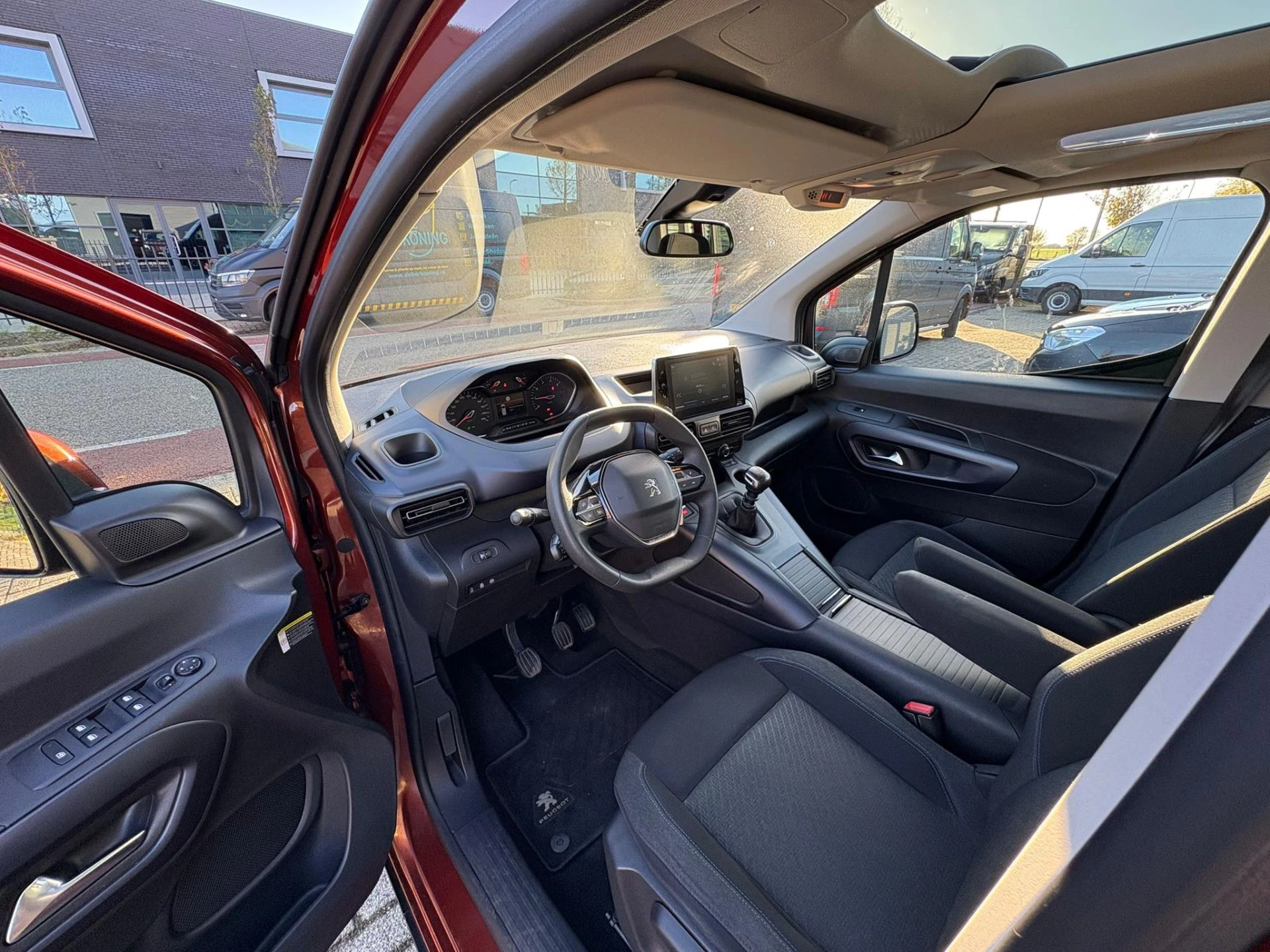 Hoofdafbeelding Peugeot Rifter