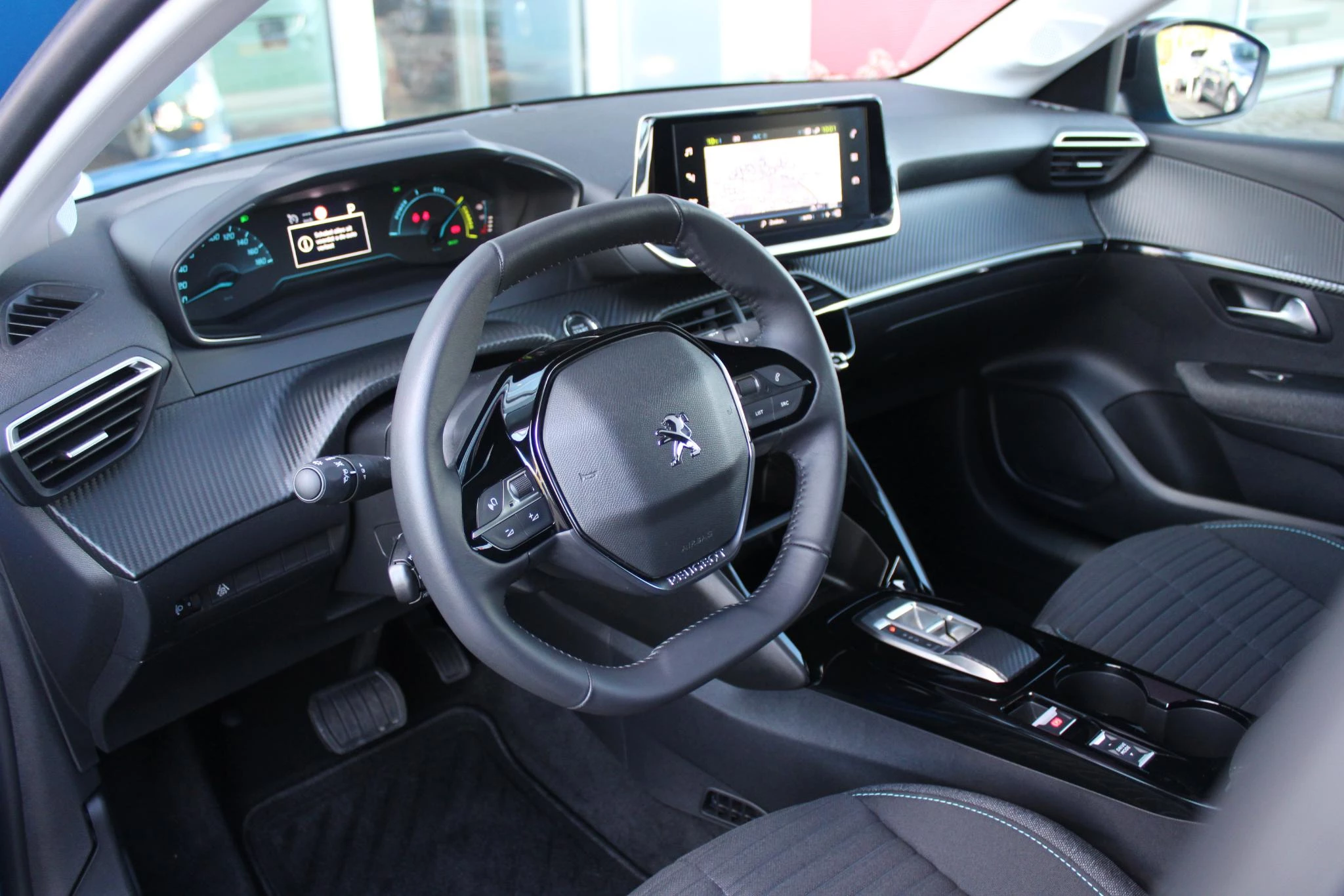 Hoofdafbeelding Peugeot e-208