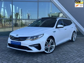 Hoofdafbeelding Kia Optima Kia Optima Sportswagon 2.0 GDI Plug in Hybride ExecutiveLine 207pk Panoramadak / 360 camera / Leder