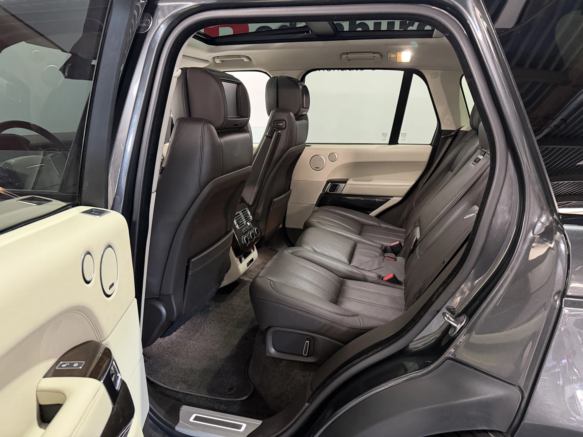 Hoofdafbeelding Land Rover Range Rover