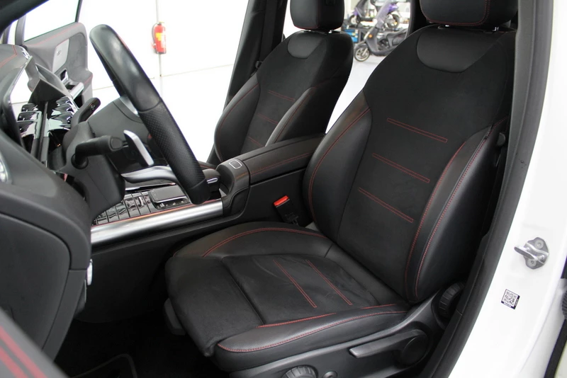 Hoofdafbeelding Mercedes-Benz EQA