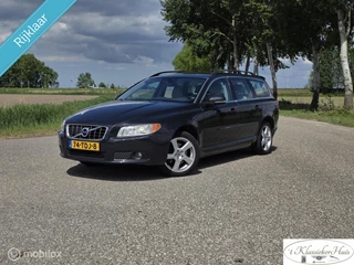 Volvo V70 2.0 T5 Summum 241 pk