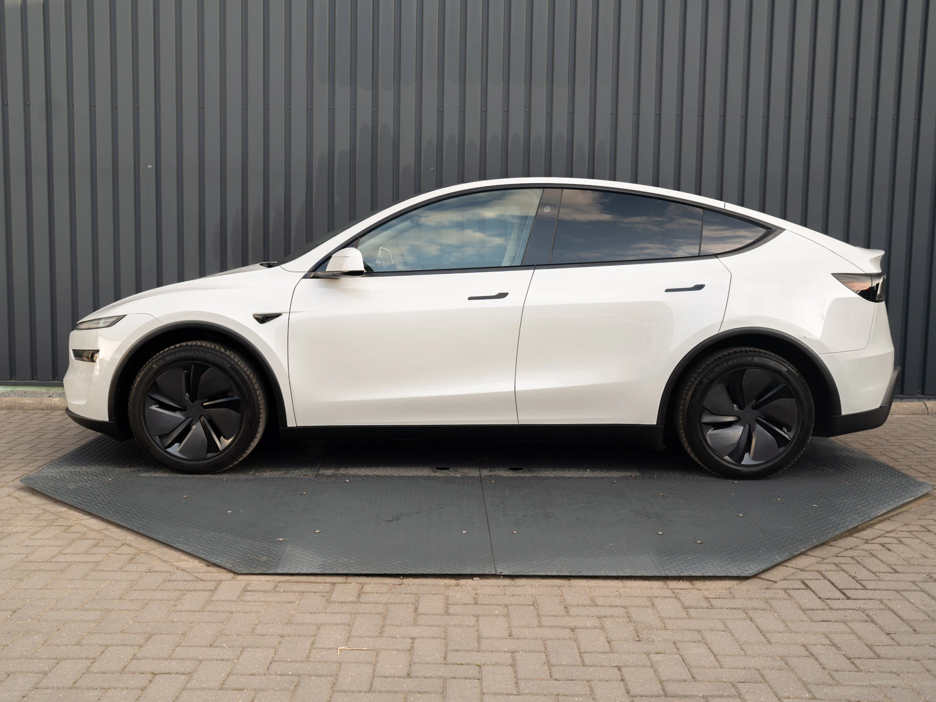 Hoofdafbeelding Tesla Model Y