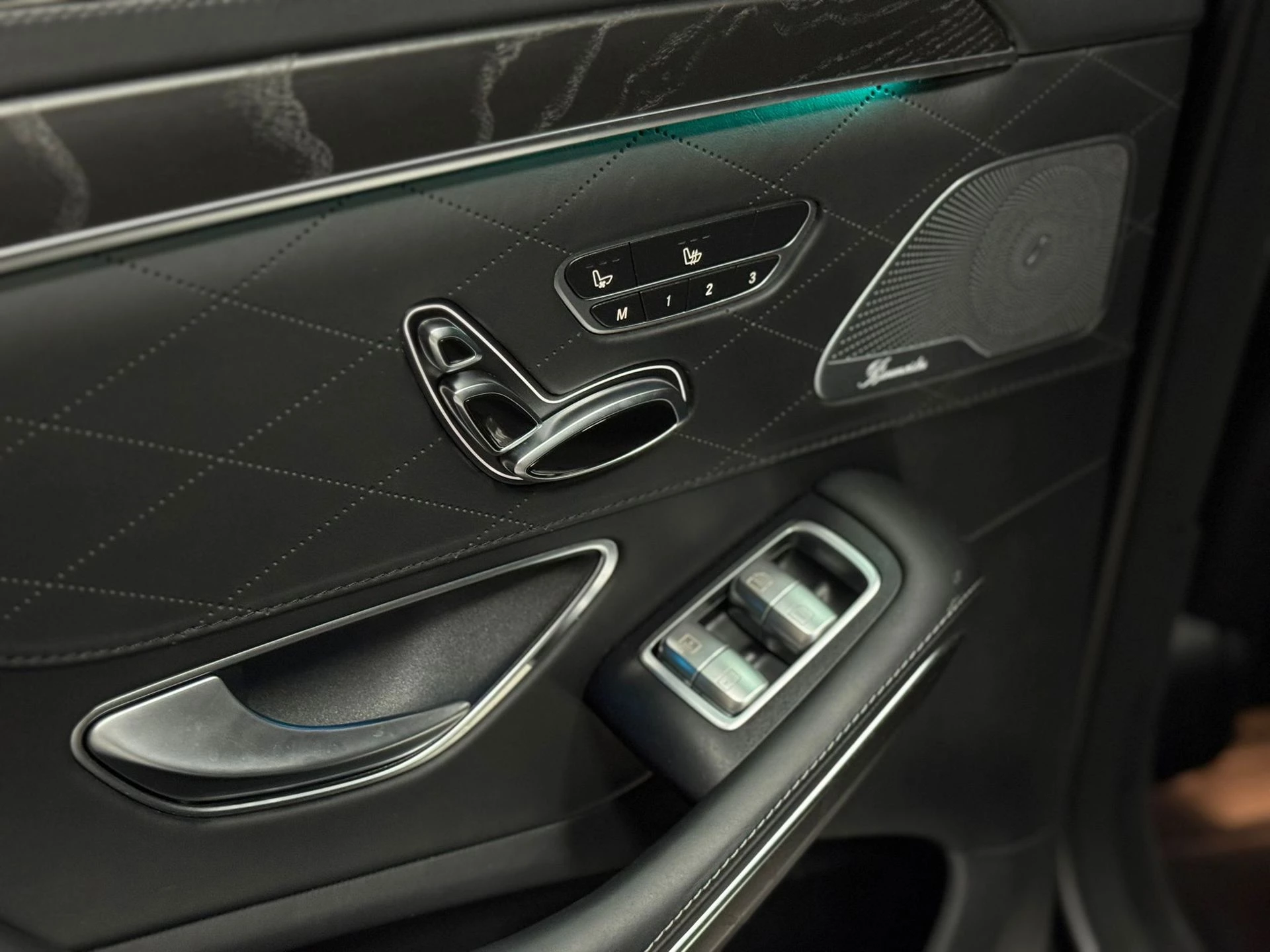 Hoofdafbeelding Mercedes-Benz S-Klasse