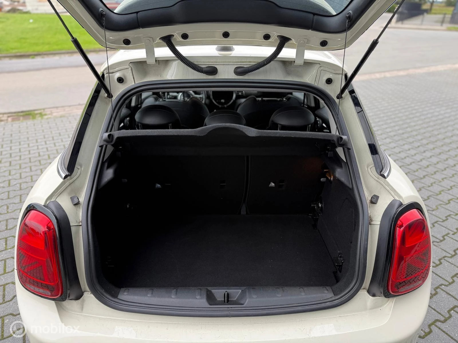 Hoofdafbeelding MINI Cooper S