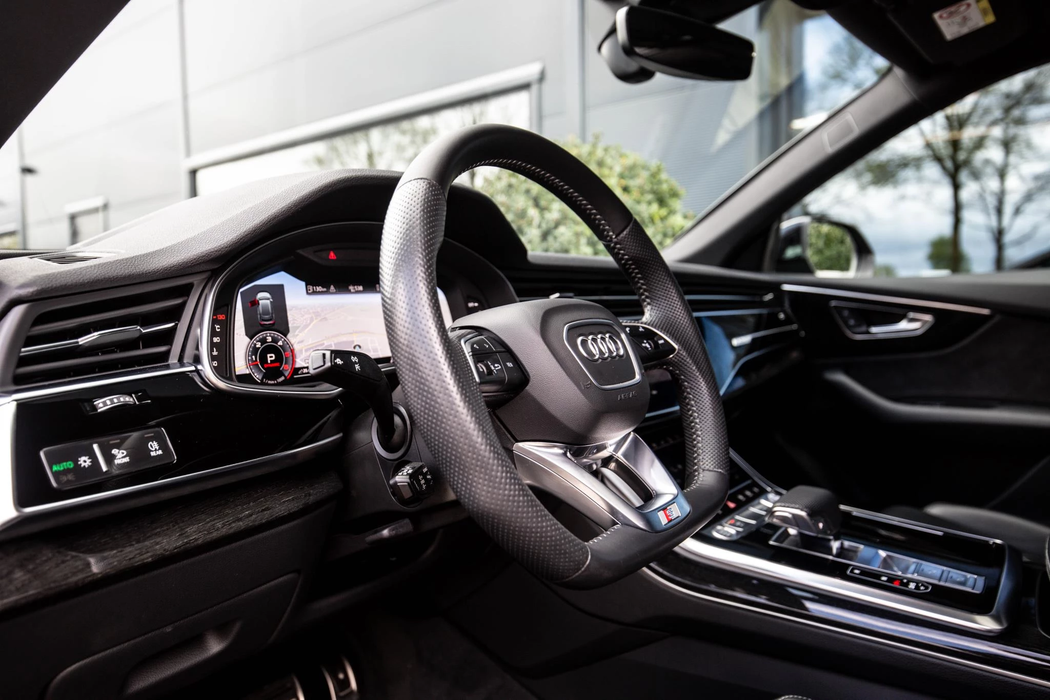Hoofdafbeelding Audi Q8