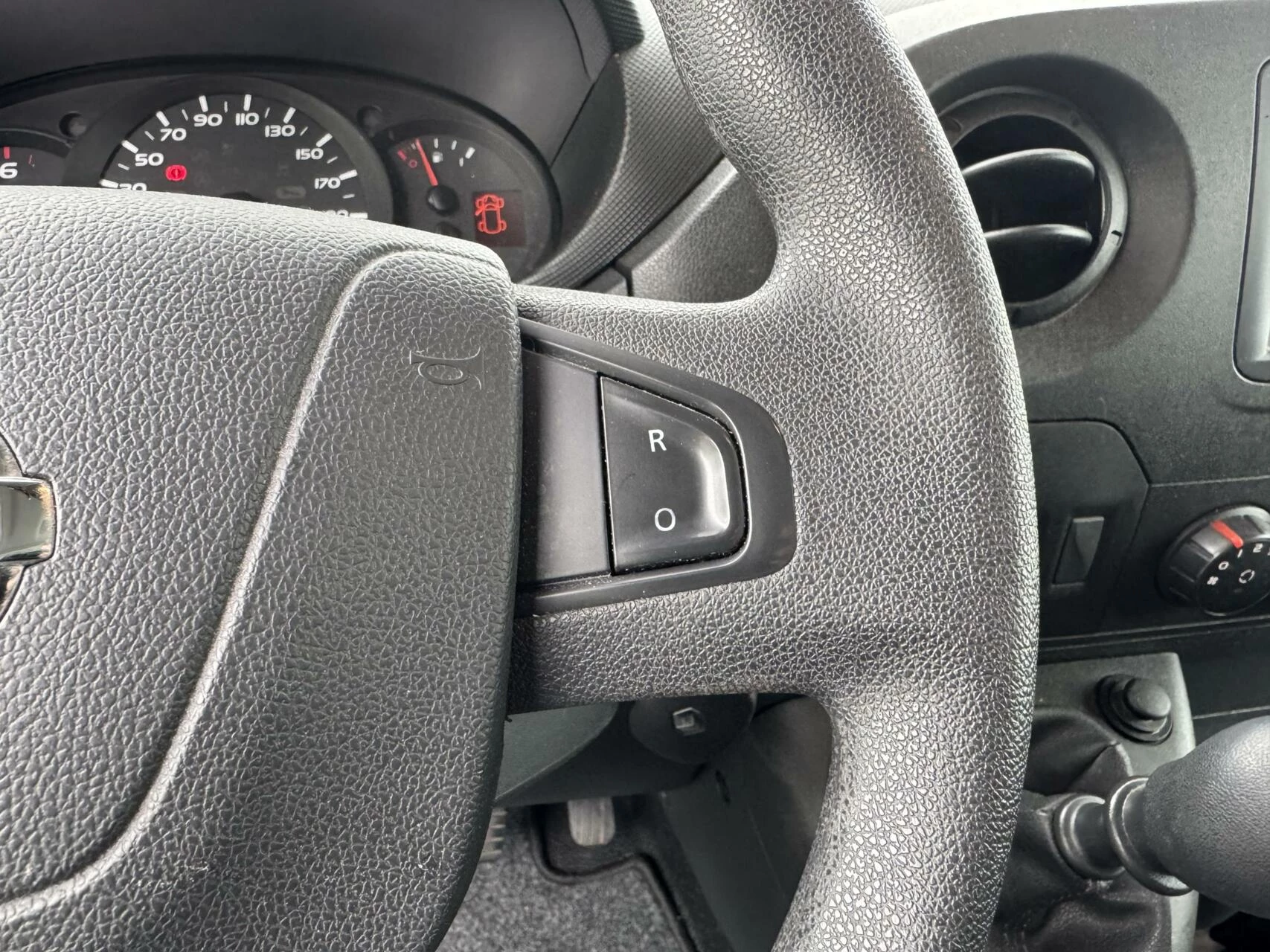 Hoofdafbeelding Nissan NV400