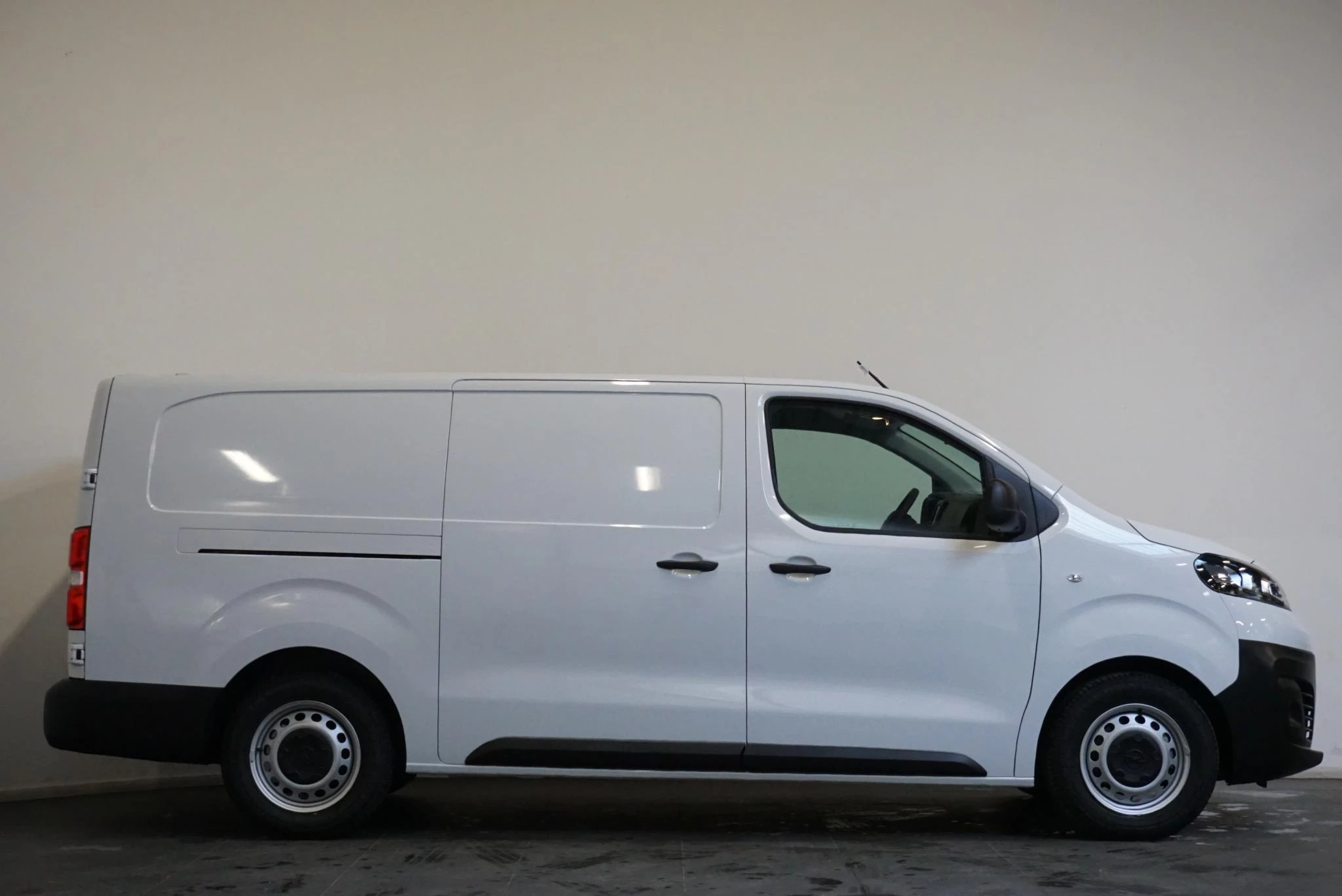 Hoofdafbeelding Opel Vivaro-e