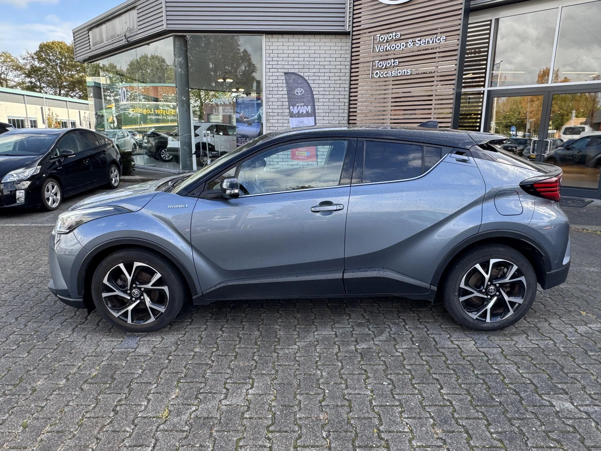 Hoofdafbeelding Toyota C-HR