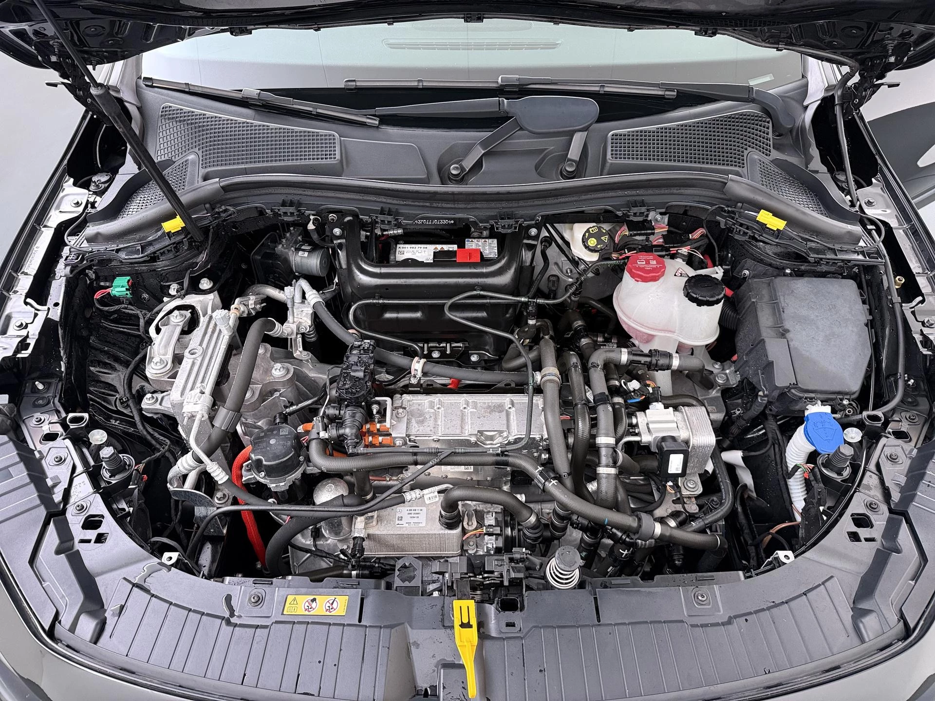 Hoofdafbeelding Mercedes-Benz EQA