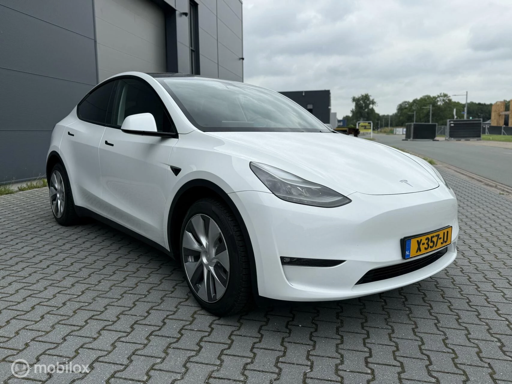 Hoofdafbeelding Tesla Model Y