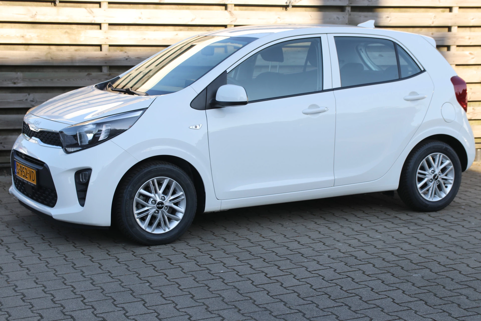 Hoofdafbeelding Kia Picanto