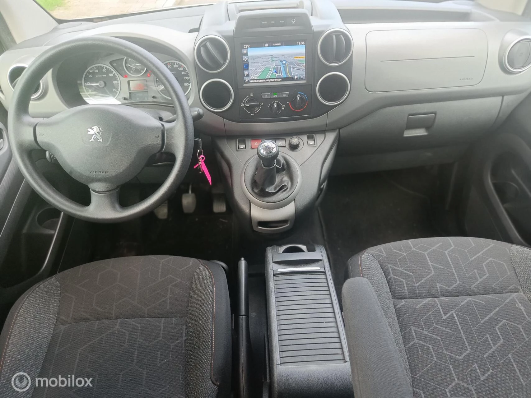 Hoofdafbeelding Peugeot Partner