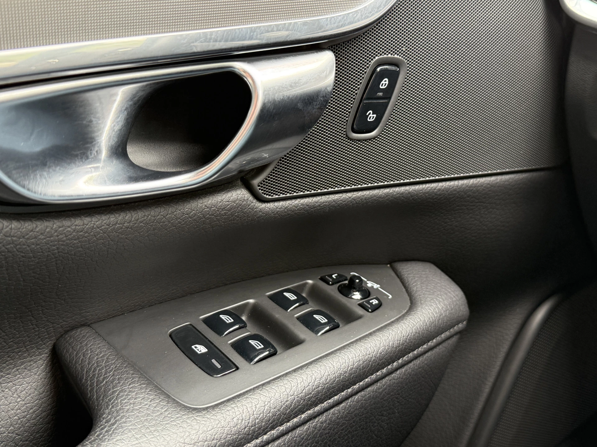 Hoofdafbeelding Volvo V90