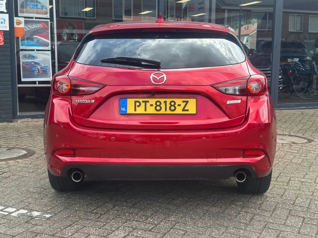Hoofdafbeelding Mazda 3