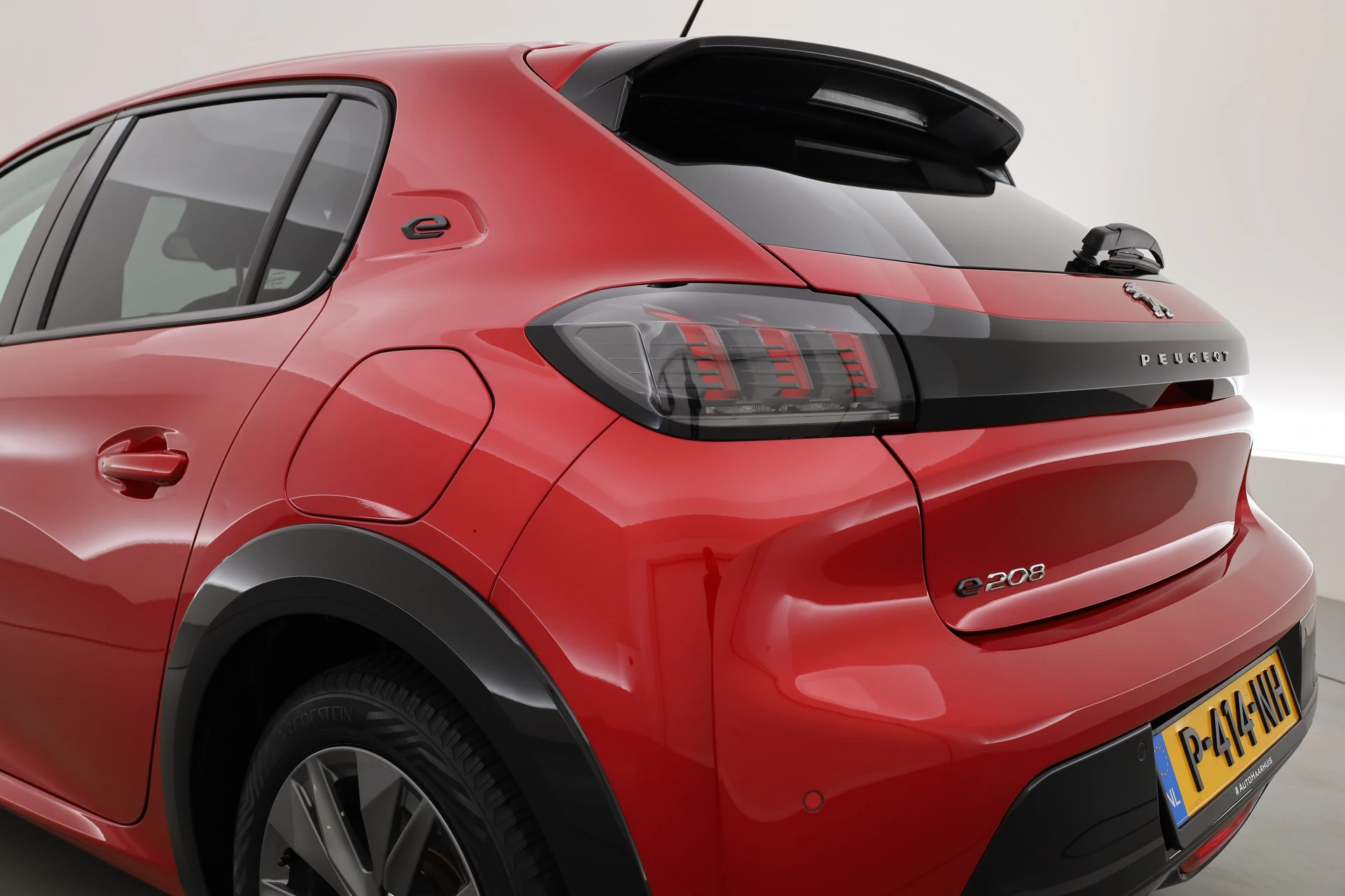 Hoofdafbeelding Peugeot e-208