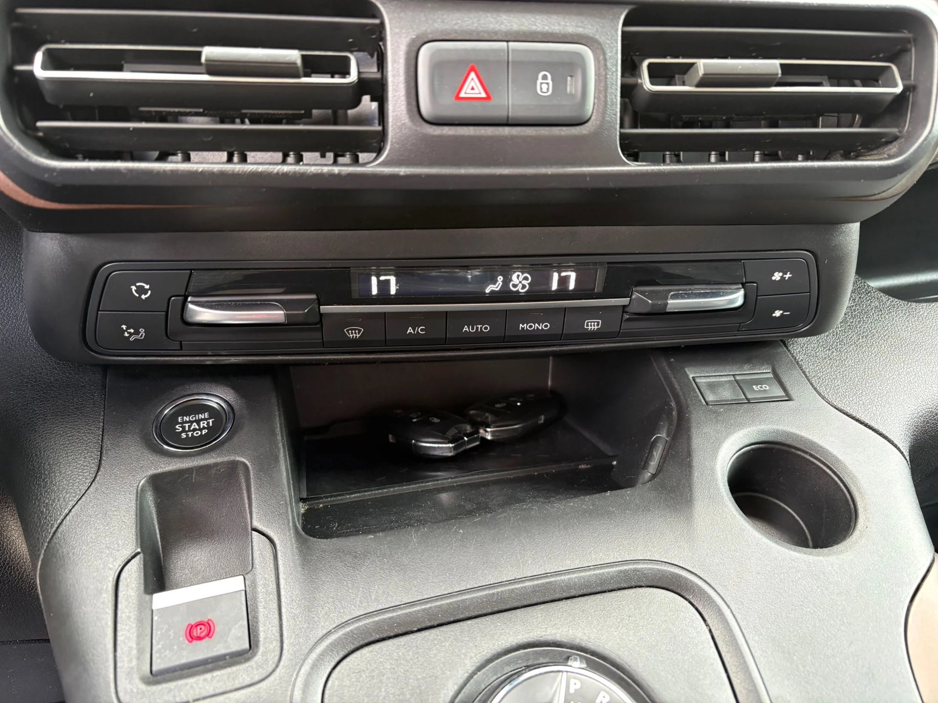 Hoofdafbeelding Peugeot Rifter