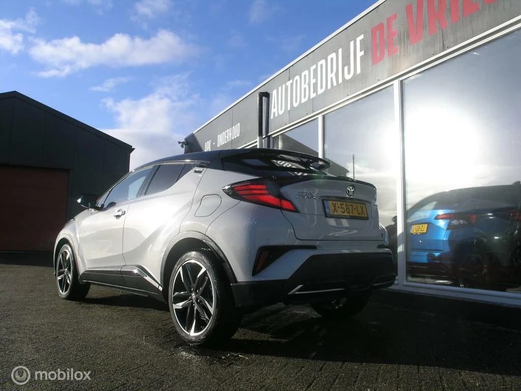 Hoofdafbeelding Toyota C-HR