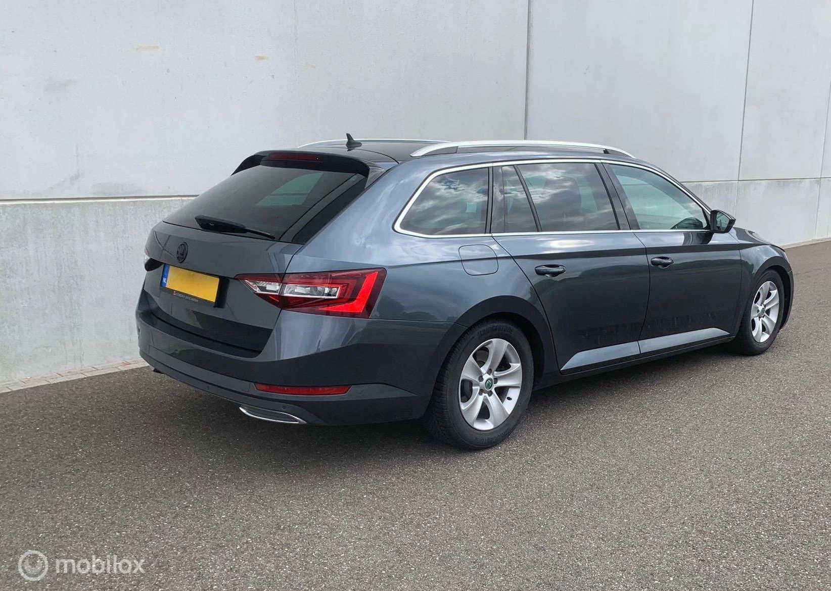 Hoofdafbeelding Škoda Superb