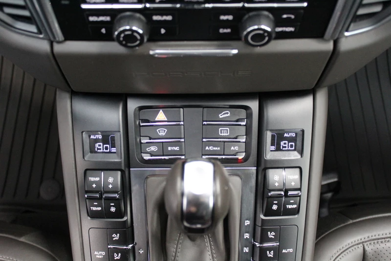 Hoofdafbeelding Porsche Macan