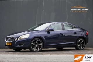 Volvo S60 1.6 T3 Momentum Nav Climate en cruise Xenon 18 "'