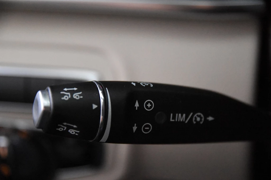 Hoofdafbeelding Mercedes-Benz Marco Polo