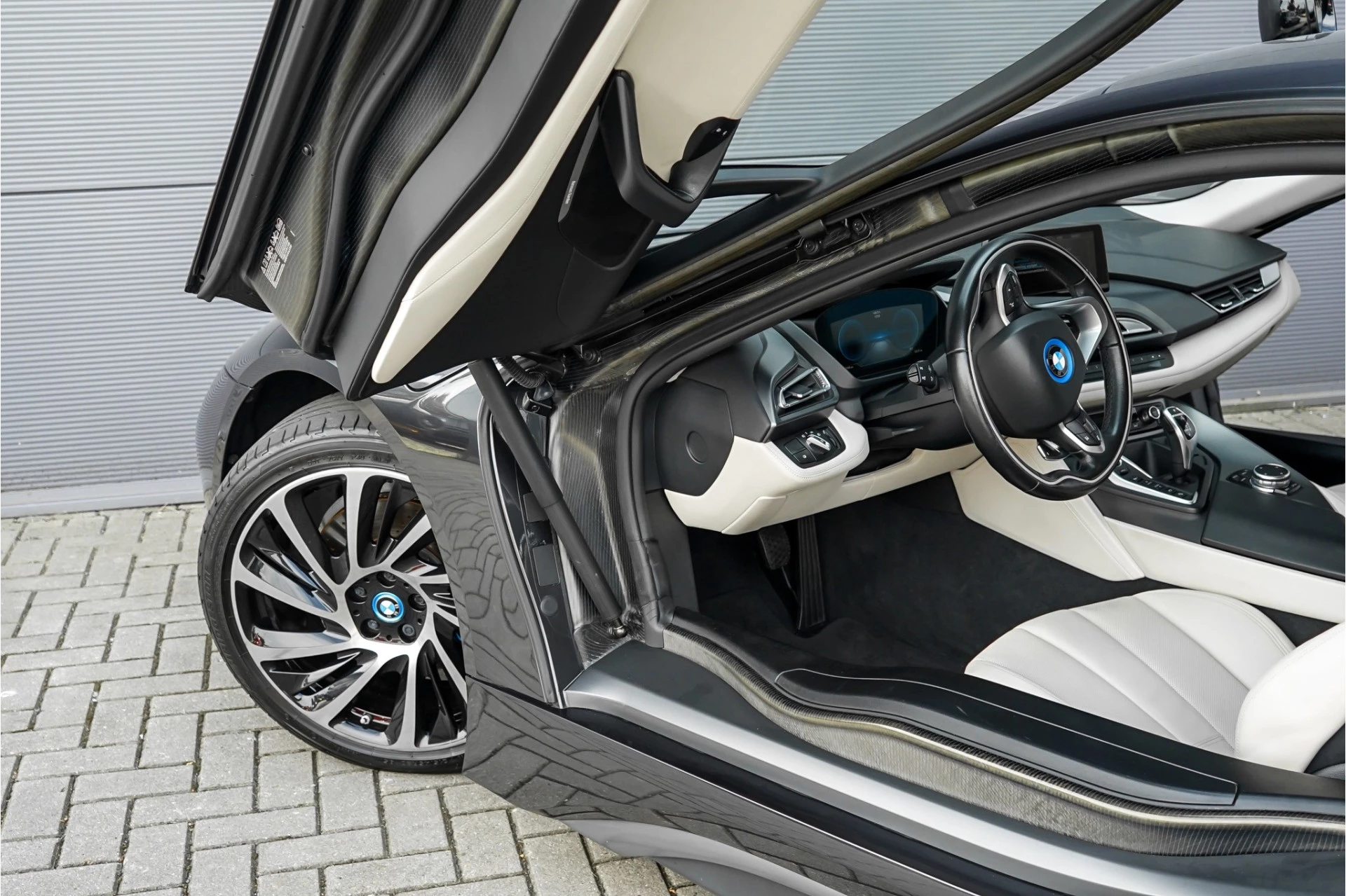 Hoofdafbeelding BMW i8