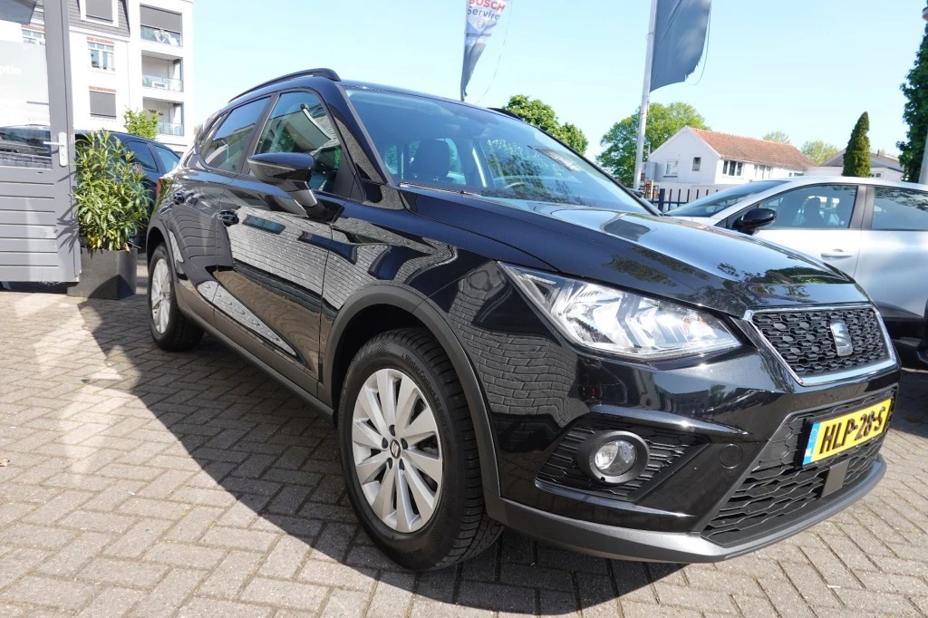 Hoofdafbeelding SEAT Arona